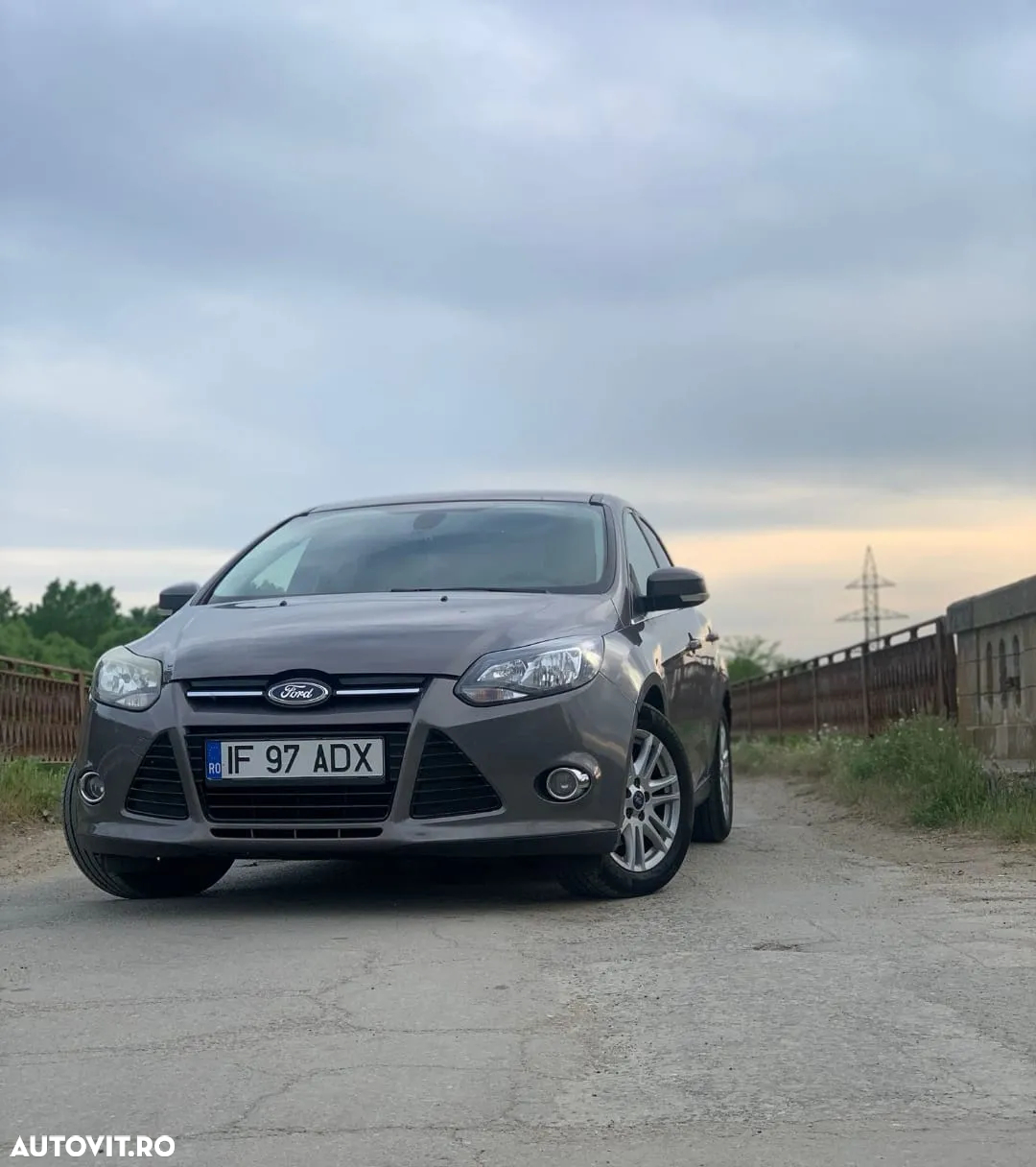 Ford Focus 1.6 TDCi DPF Titanium - 2