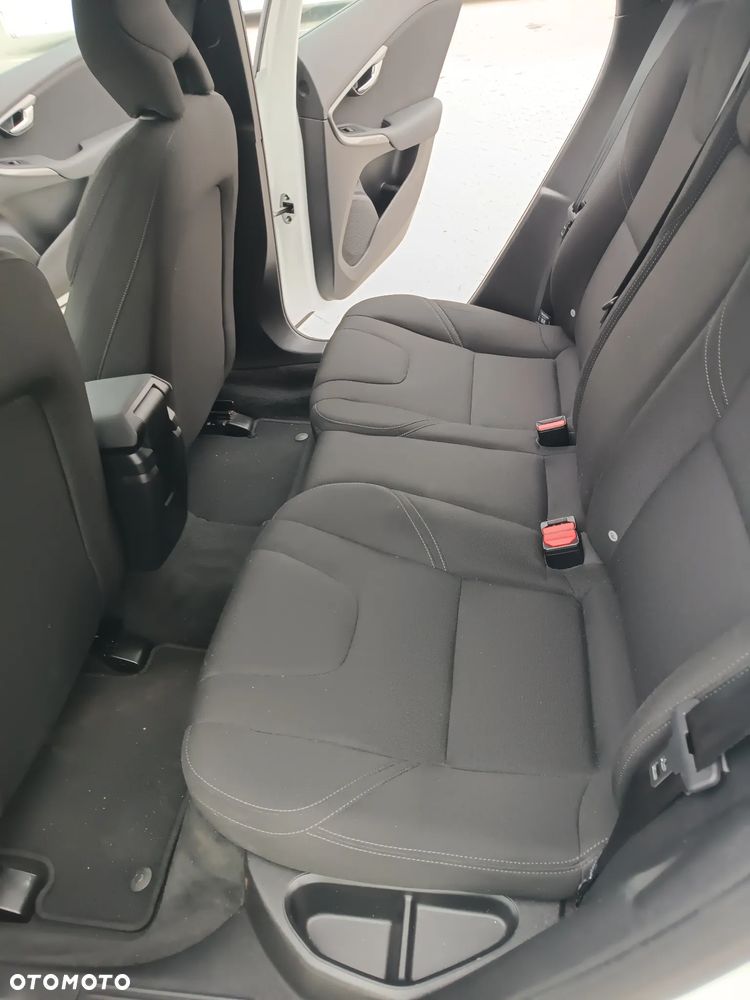 Volvo V40 D2 Drive-E Summum - 16