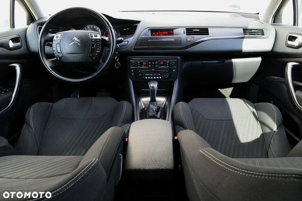 Citroën C5 2.0 16V Confort - 8