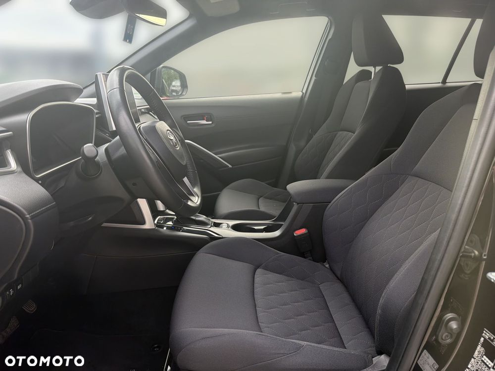Toyota Corolla Cross - 15