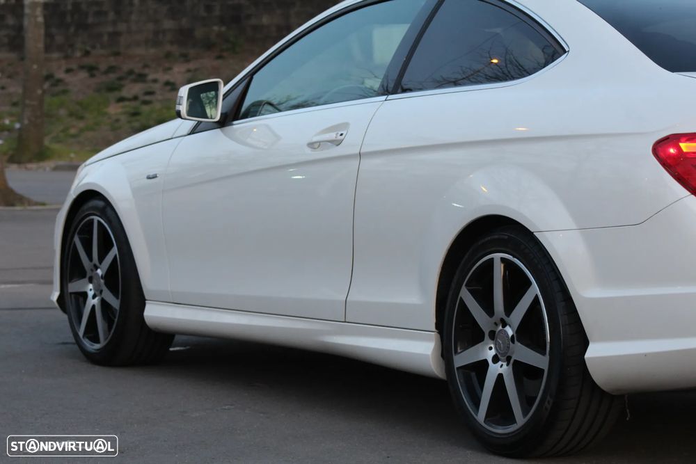 Mercedes-Benz C 220 CDI 7G-TRONIC Edition - 24