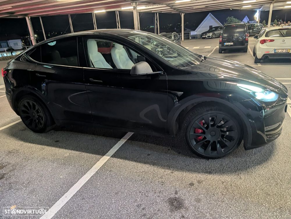 Tesla Model Y Long Range Tração Integral - 3