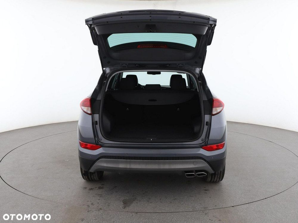 Hyundai Tucson 2.0 CRDI Style 4WD - 19