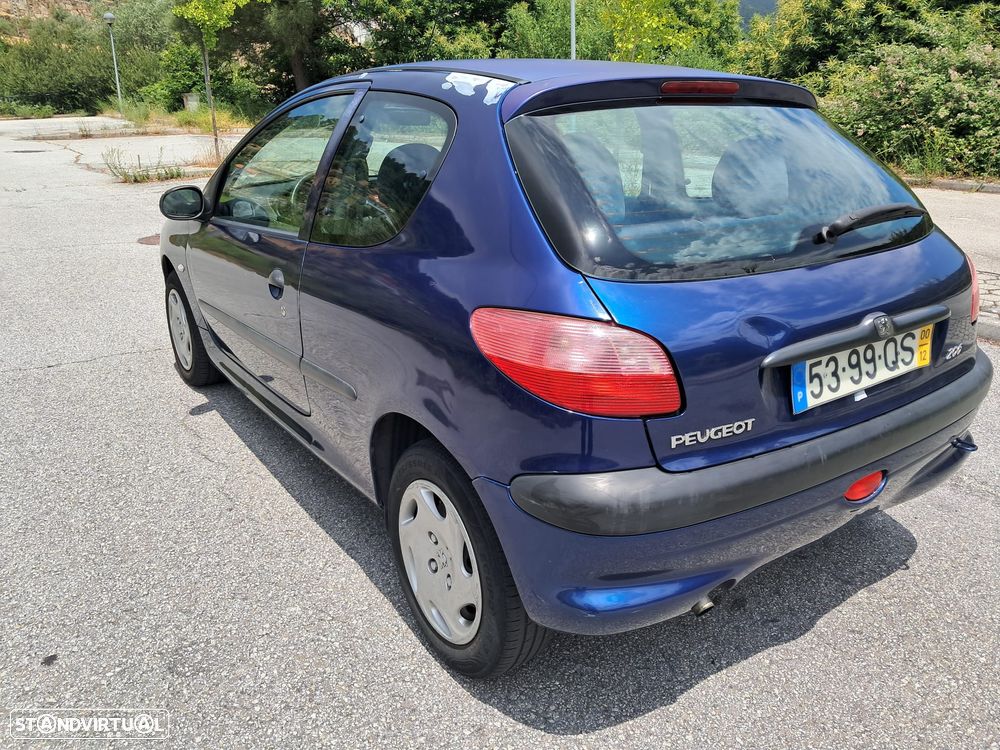 Peugeot 206 1.1 Color Line - 4