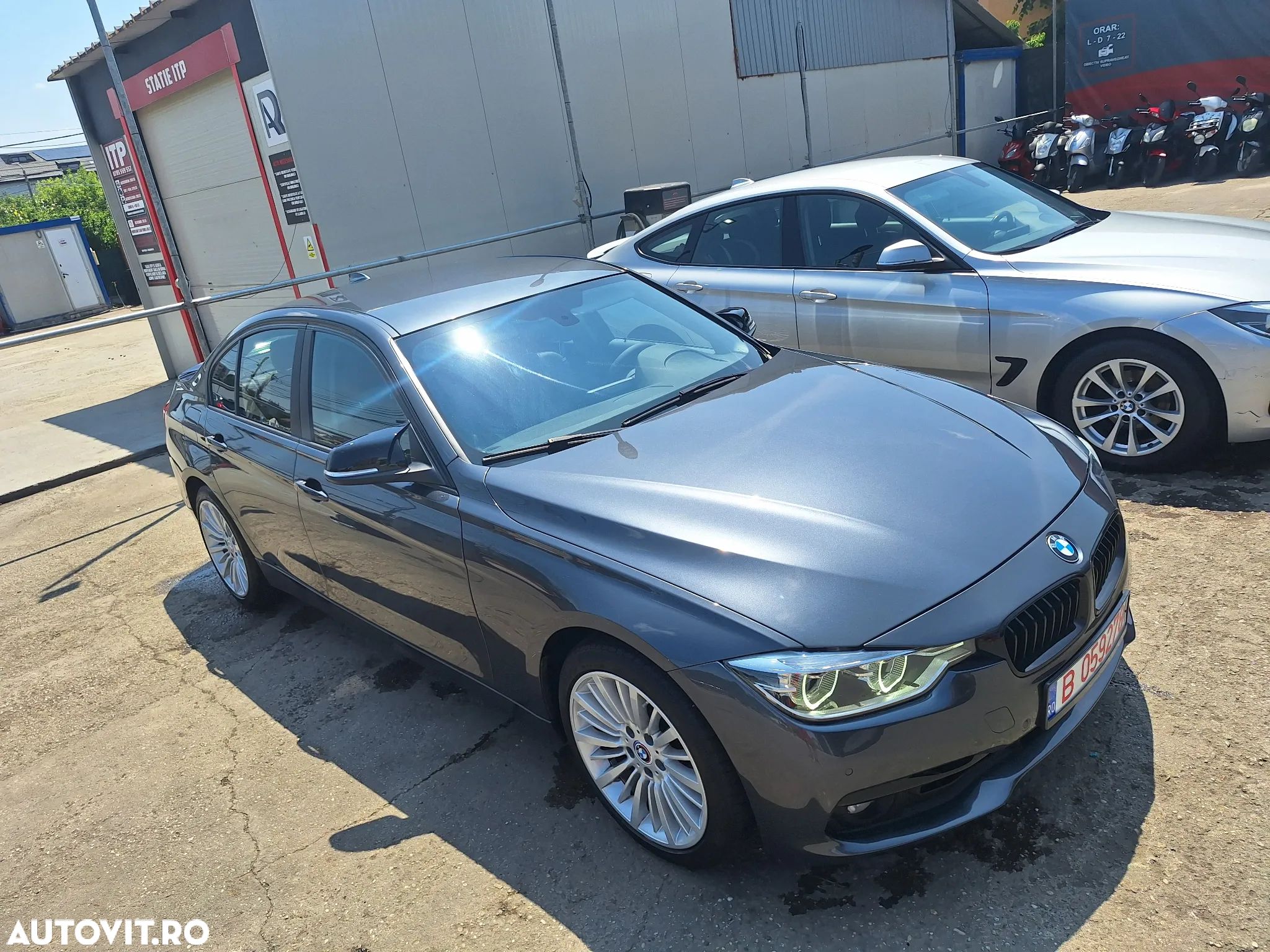 BMW Seria 3 - 1