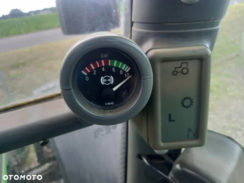 Wyposażenie kabiny Deutz Fahr Agrotron 180.7 Profiline - 7