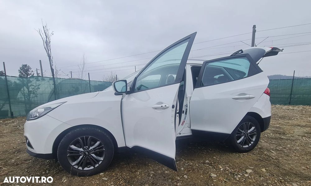 Hyundai ix35 2.0 CRDI 4WD Automatik Style - 8