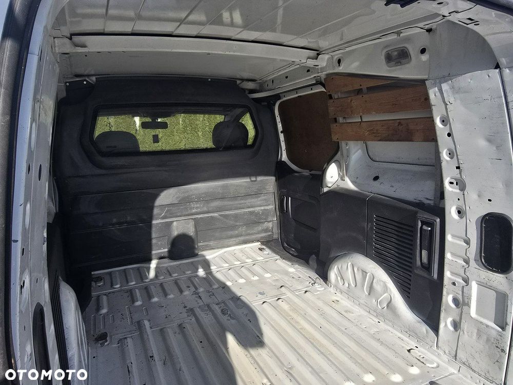 Peugeot Partner - 16