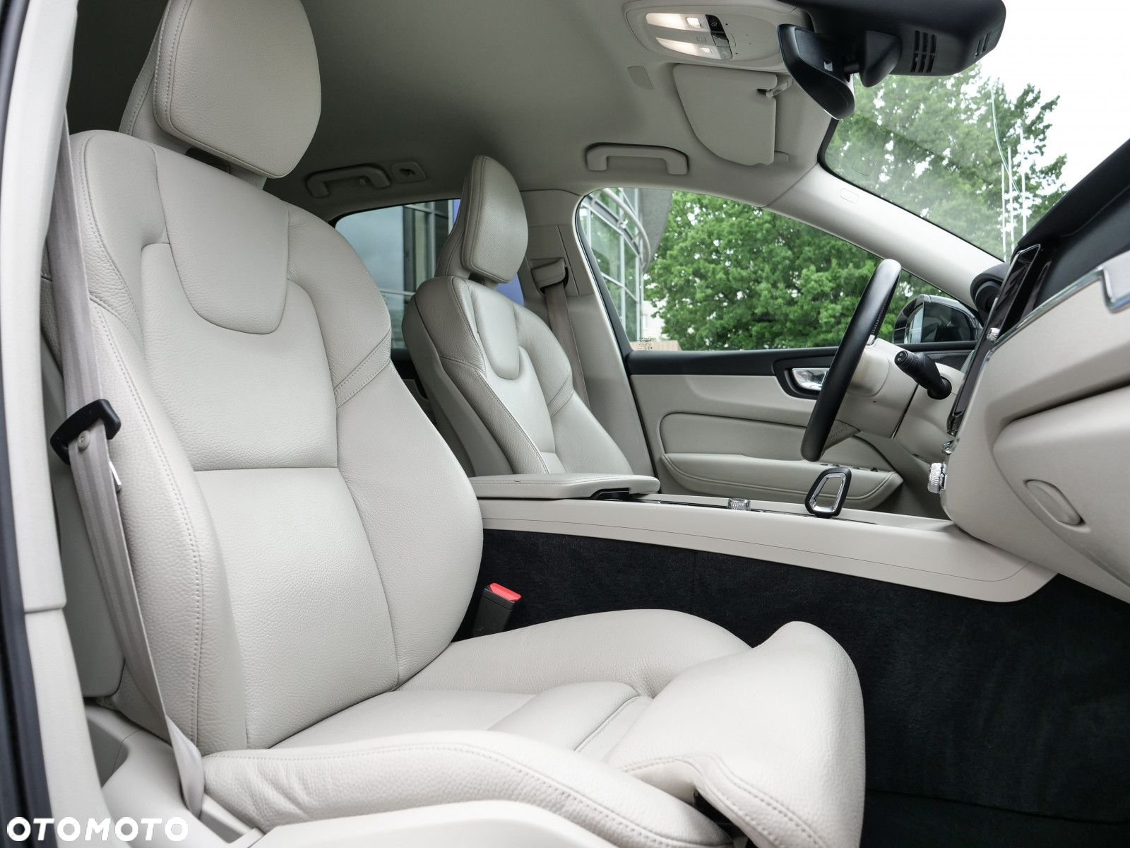 Volvo XC 60 - 30