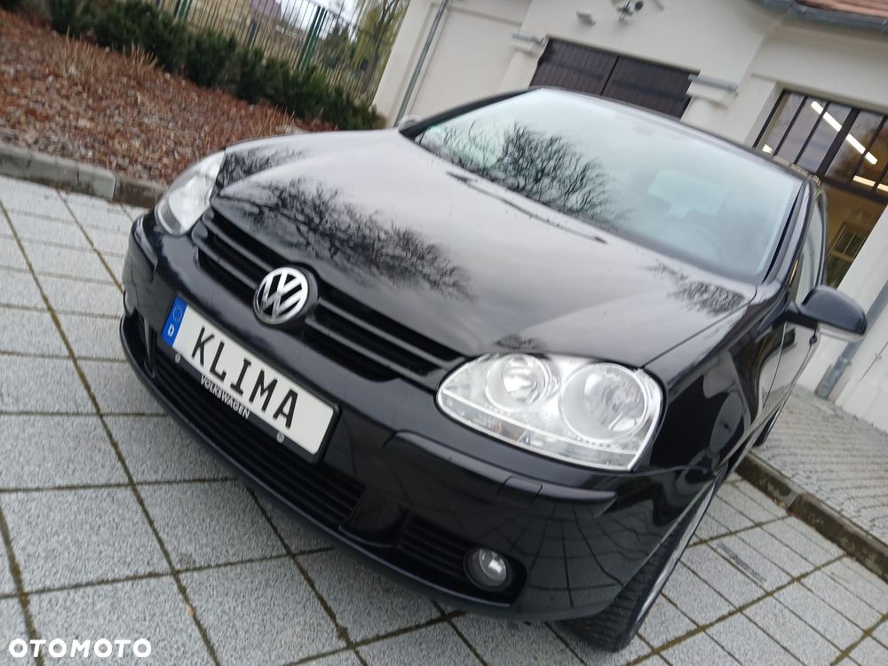 Volkswagen Golf - 1