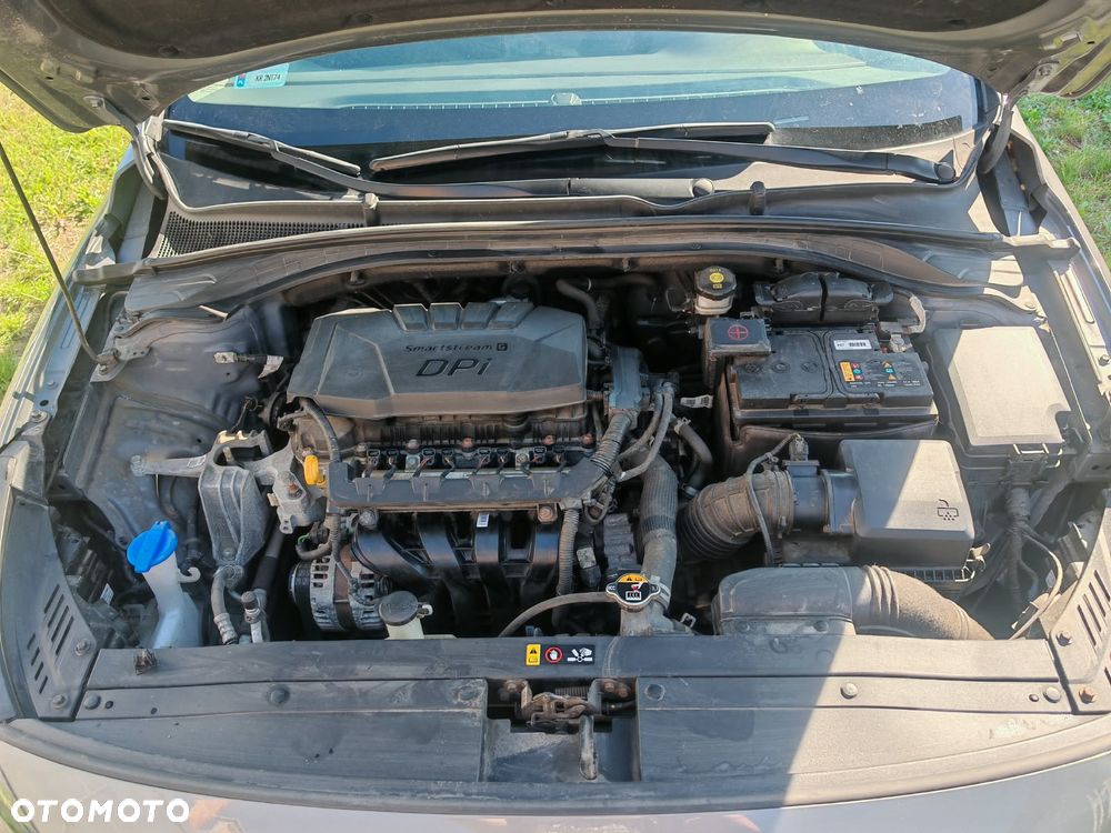 Hyundai i30 1.5 DPI Classic + - 18