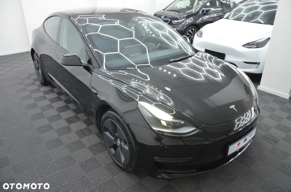 Tesla Model 3 Langstreckenbatterie Allradantrieb Dual Motor - 9