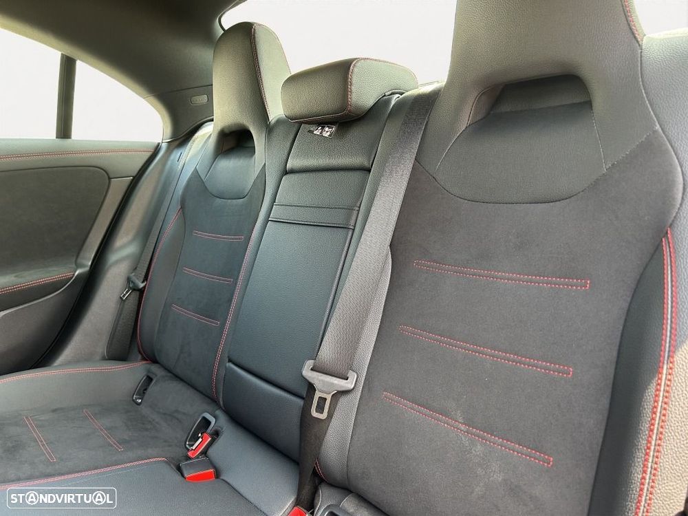 Mercedes-Benz CLA 250 - 14