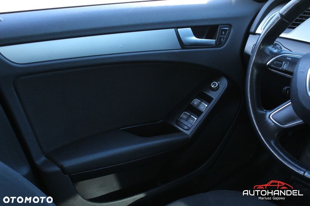Audi A4 Avant - 8