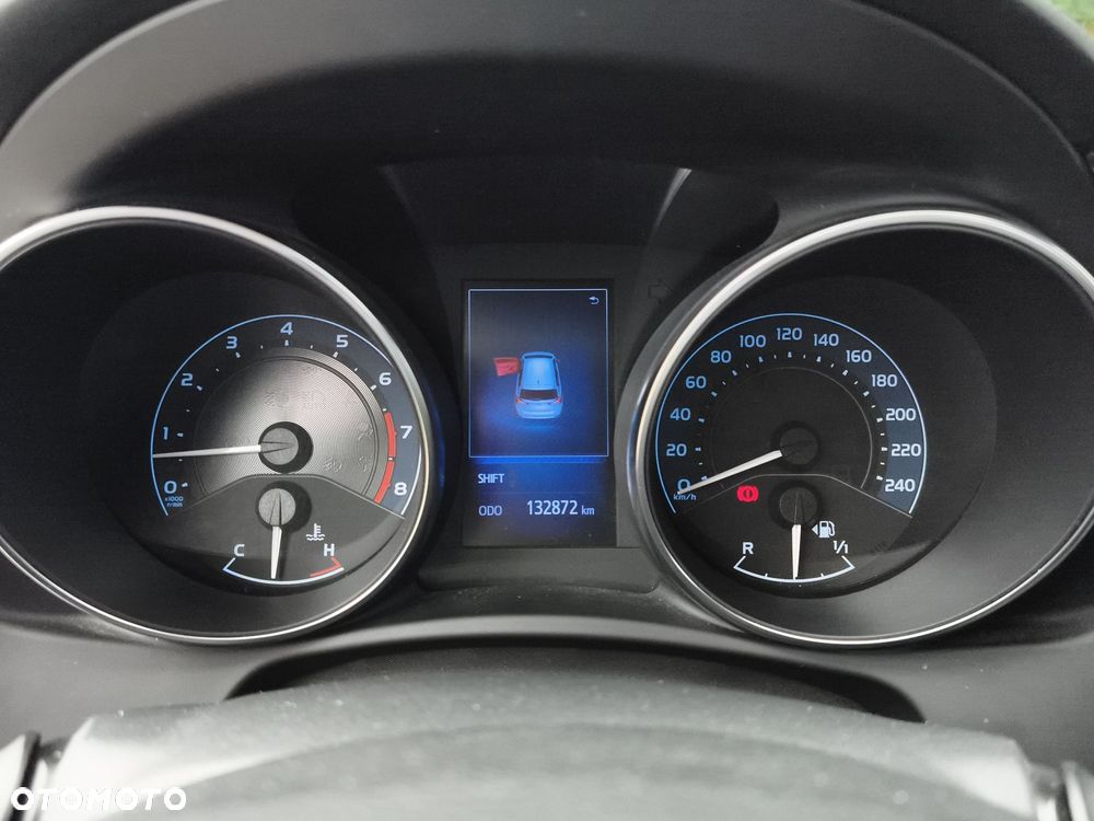 Toyota Auris - 21