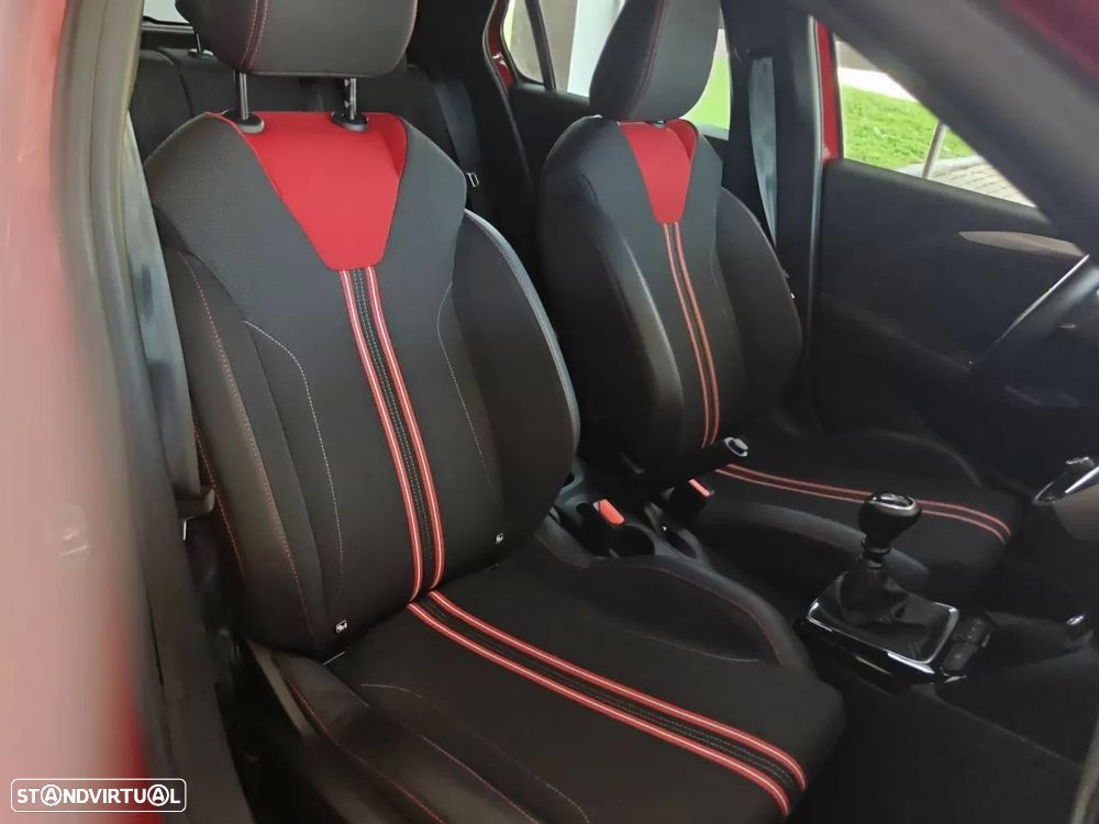 Opel Corsa 1.2 T GS - 12