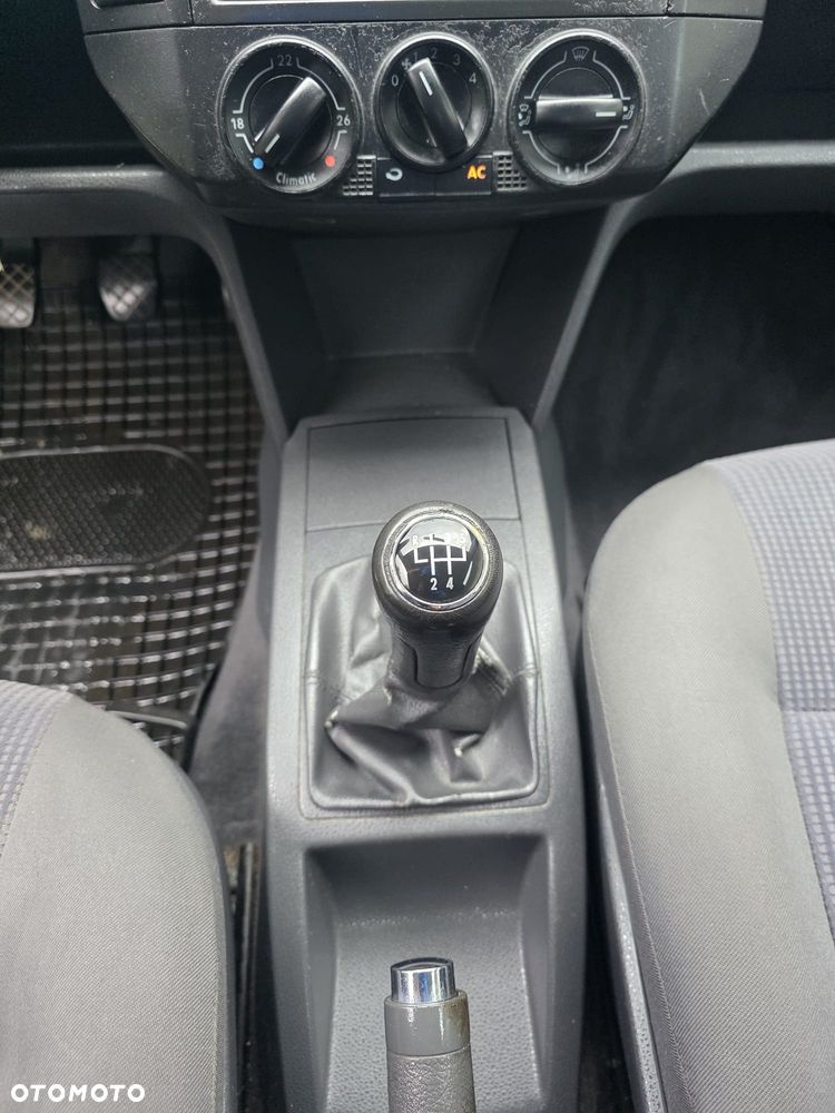 Volkswagen Polo 1.4 TDI Comfortline - 9
