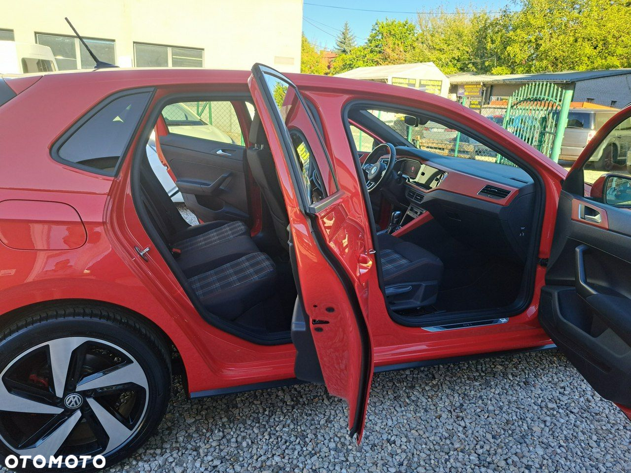 Volkswagen Polo 2.0 TSI GTI DSG - 12