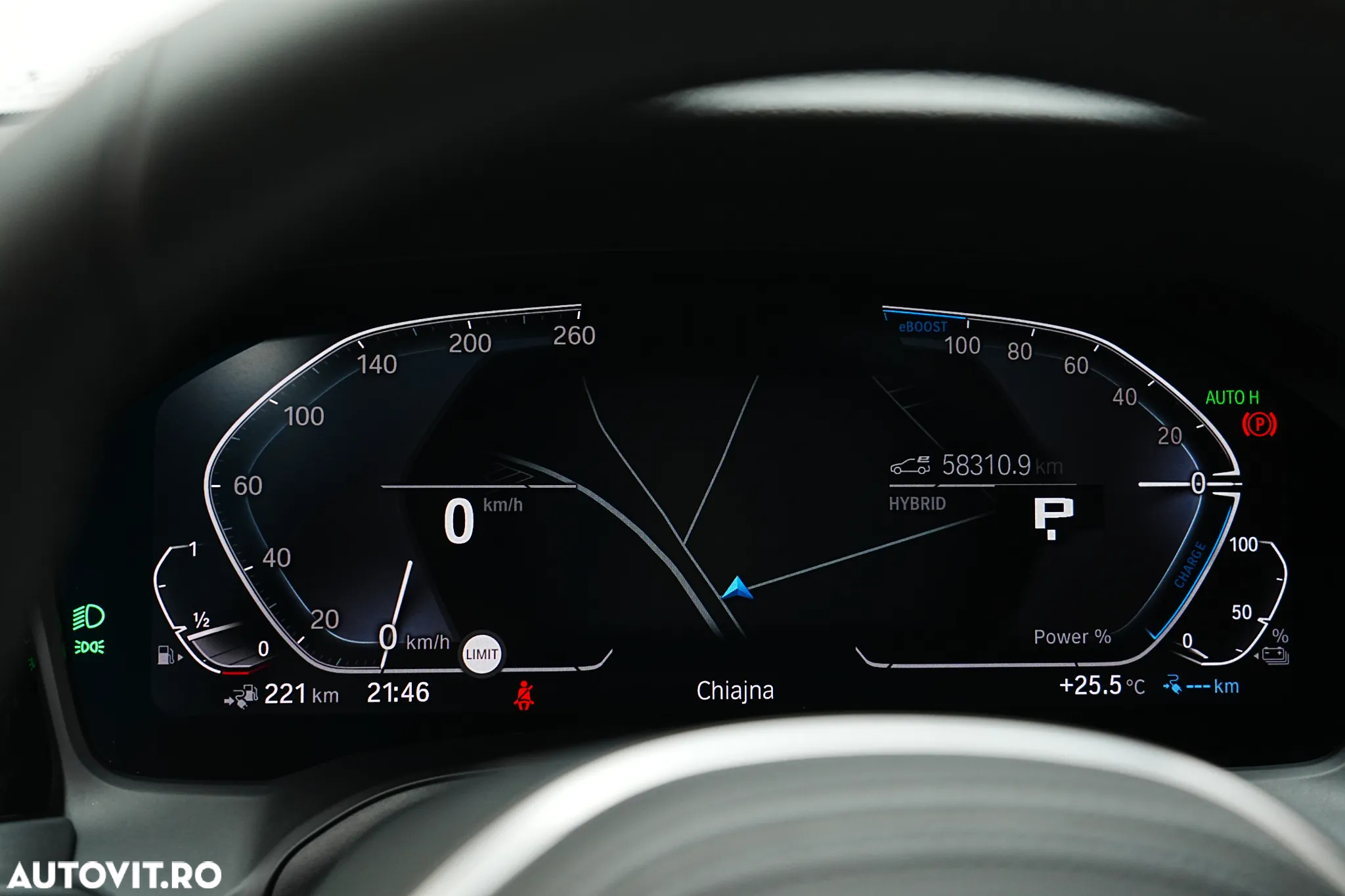 BMW Seria 3 330e Aut. Sport Line - 38