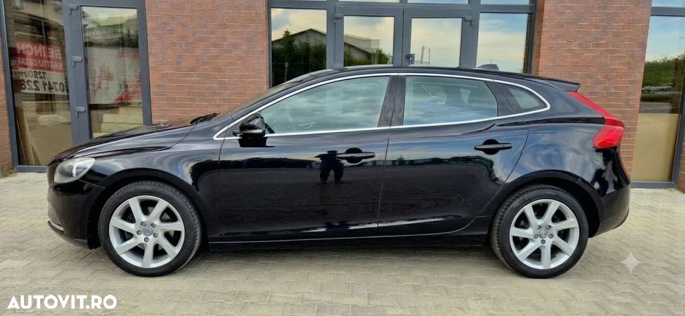 Volvo V40 D4 VEA Momentum - 2