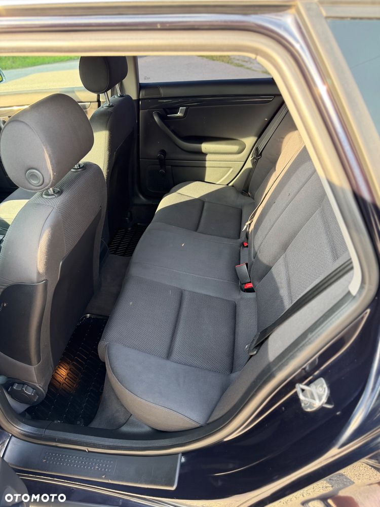 Audi A4 Avant 1.8T Quattro - 8