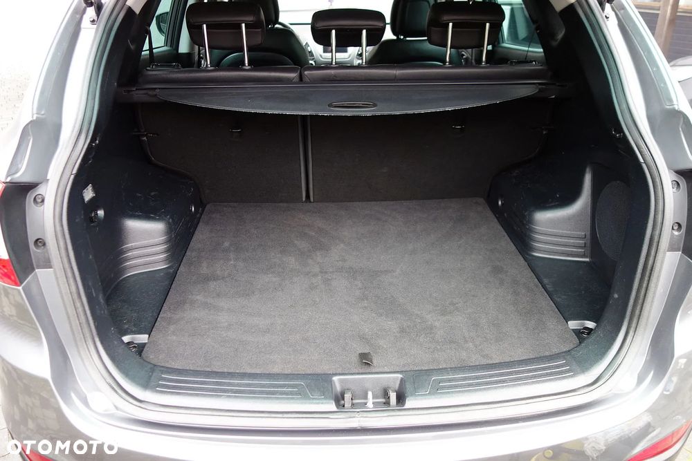 Hyundai ix35 1.7 CRDi Premium 2WD - 32