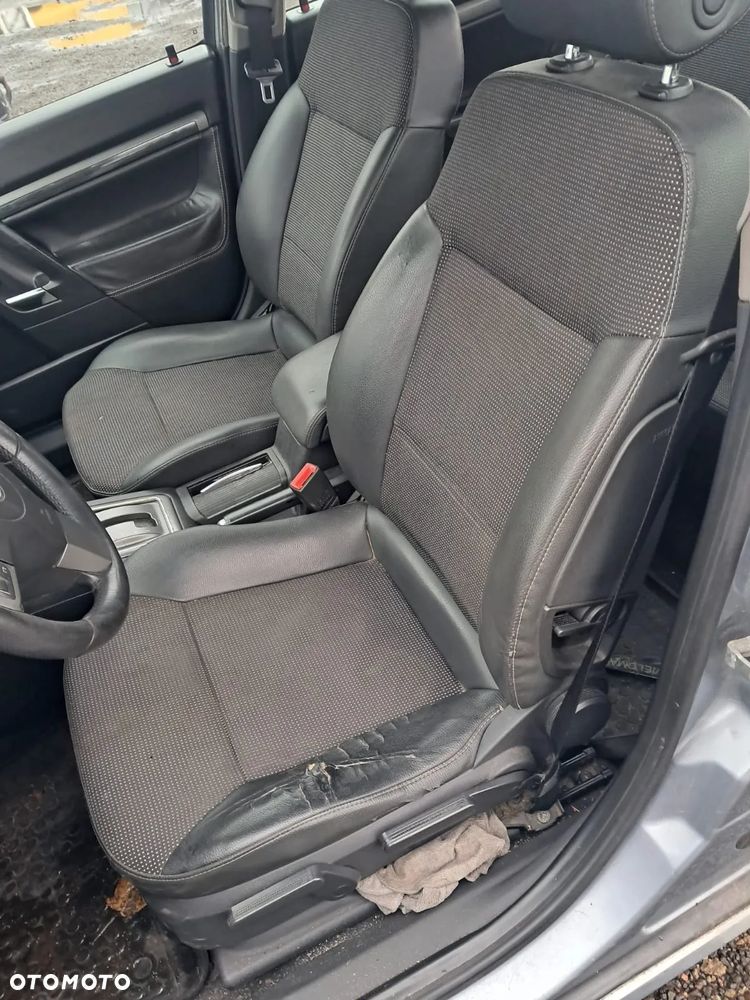 ❌Dawca części ❌OPEL VECTRA C LIFT HB 2006 1.9 CDTI Z19DTH KOD LAK: Z163 - 14