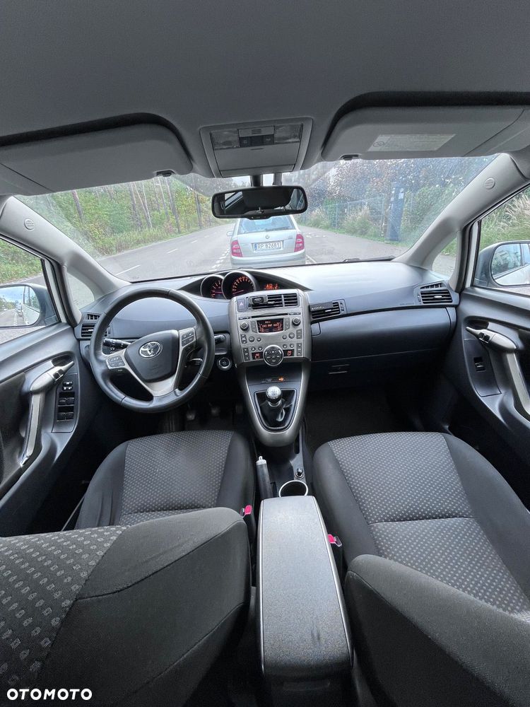 Toyota Verso 2.0 D-4D - 5