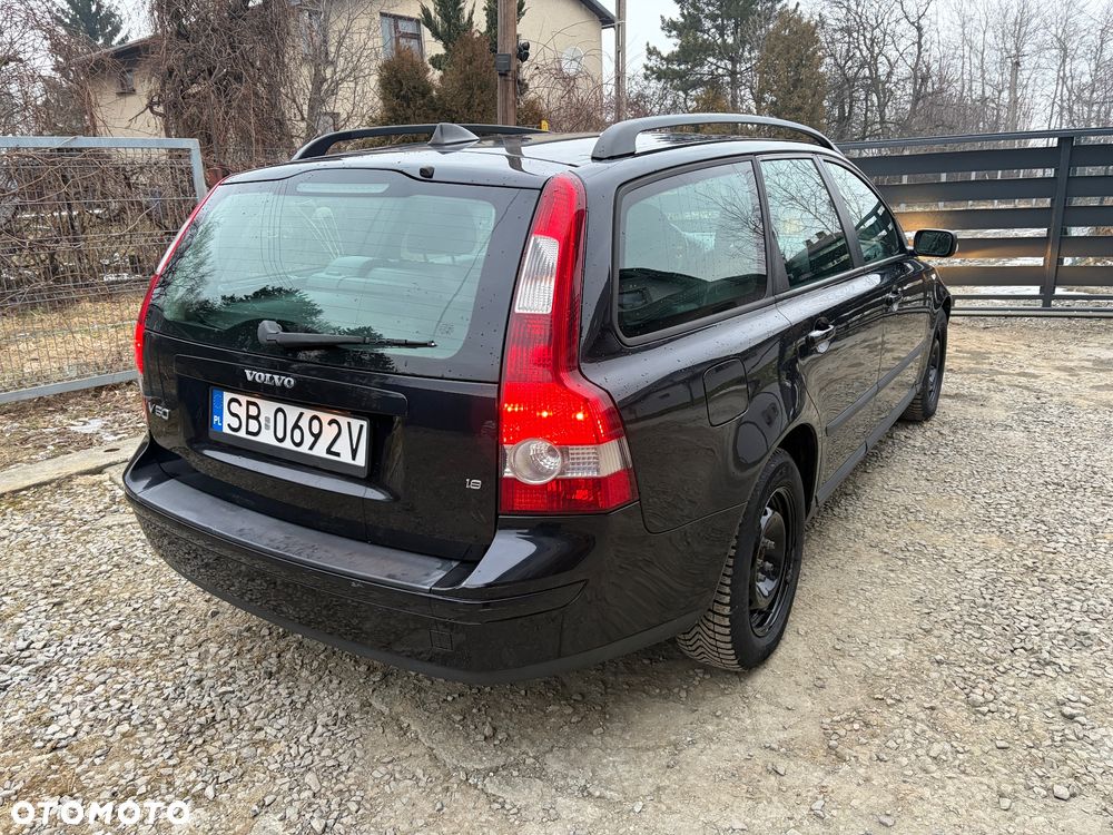 Volvo V50 1.8 - 8
