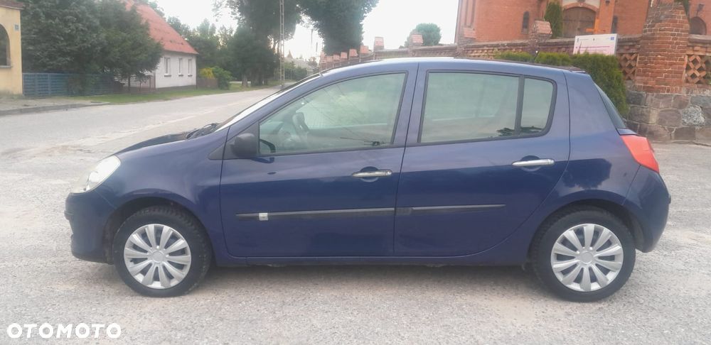 Renault Clio - 6