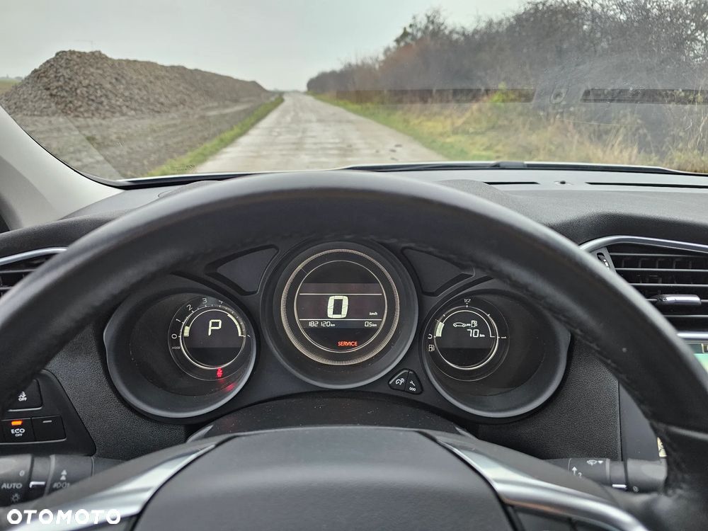 Citroën C4 e-HDi 110 EGS6 98g Stop/Start System Tendance - 6