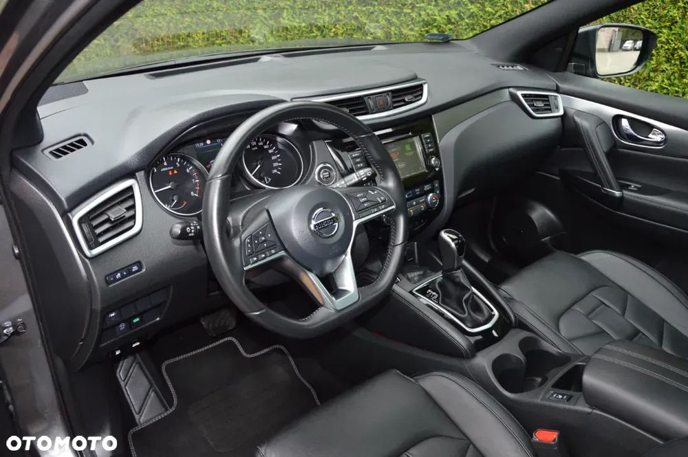 Nissan Qashqai 1.3 DIG-T DCT TEKNA+ - 8