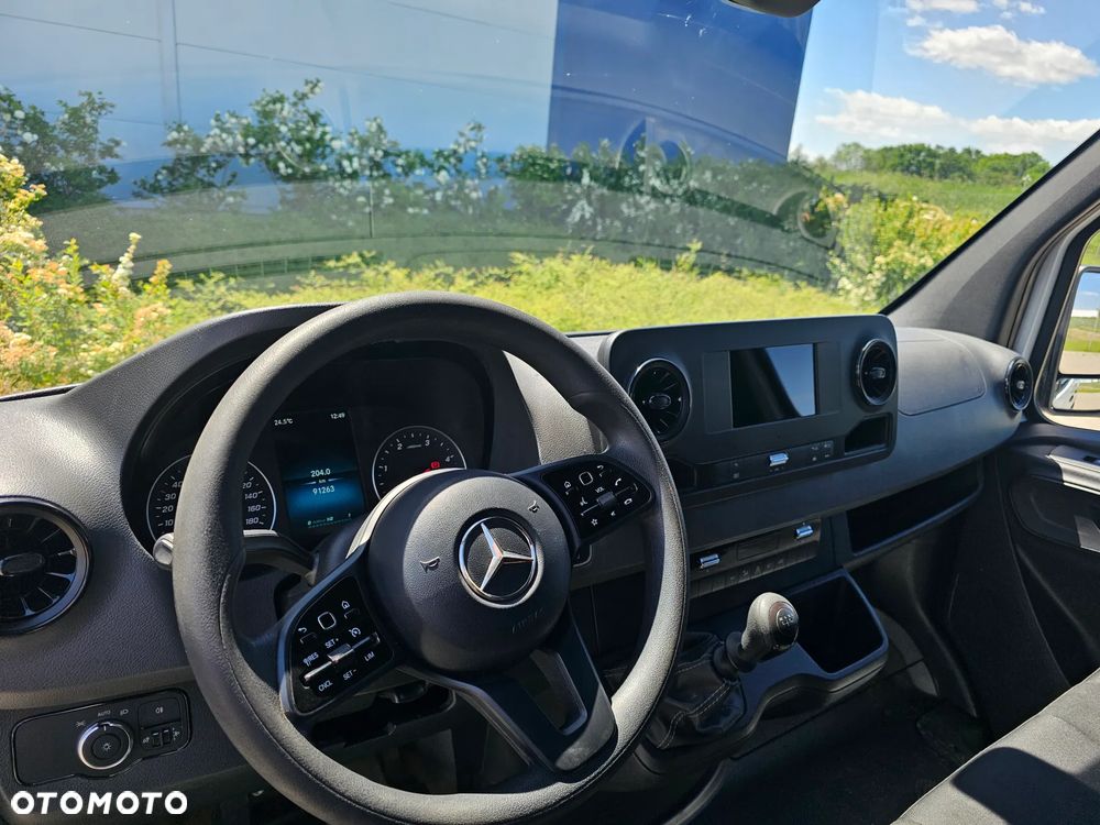 Mercedes-Benz SPRINTER - 7