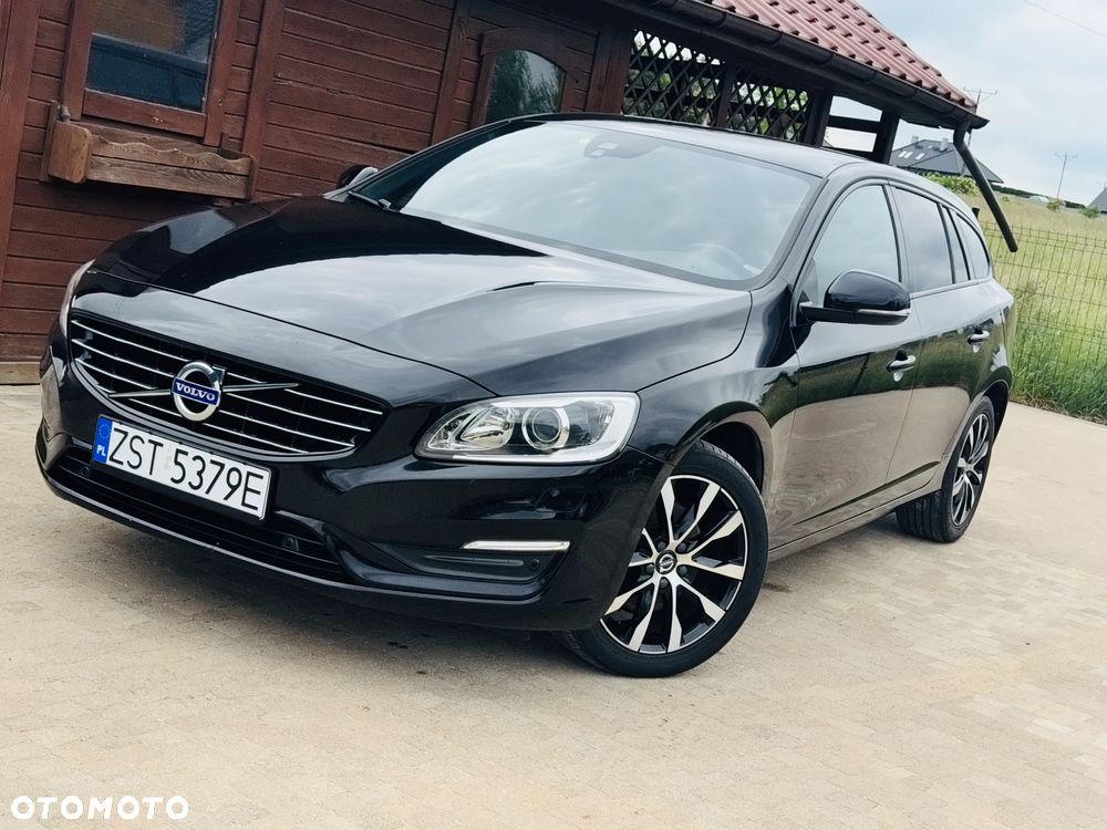 Volvo V60 D2 Drive-E R-Design Kinetic - 2