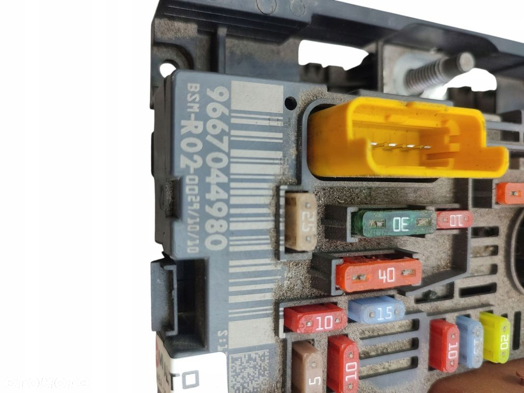 MODUŁ SKRZYNKA BEZPIECZNIKÓW BSM CITROEN C5 III C4 PICASSO I 9667044980 R02 - 3