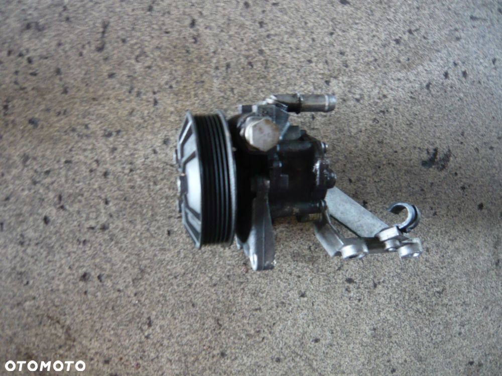 pompa wspomagania 7537862 bmw e90 e91 e60 e61 - 1