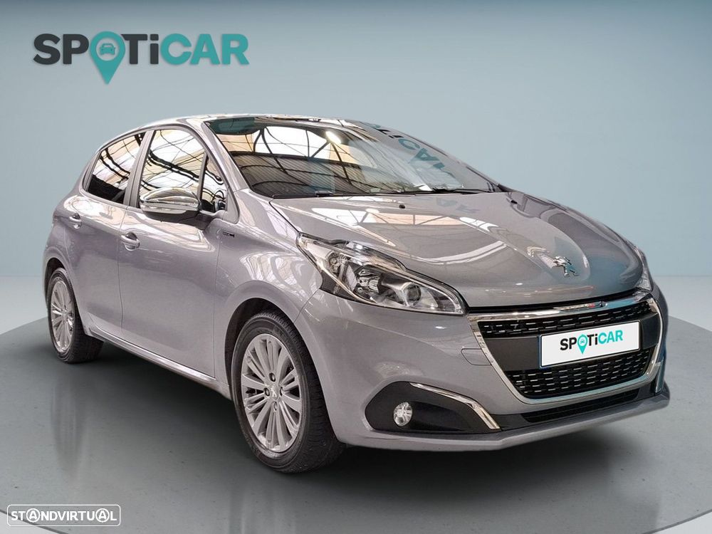 Peugeot 208 1.2 PureTech Signature - 3