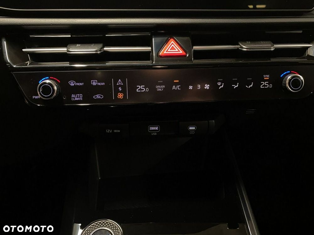 Kia Niro - 26