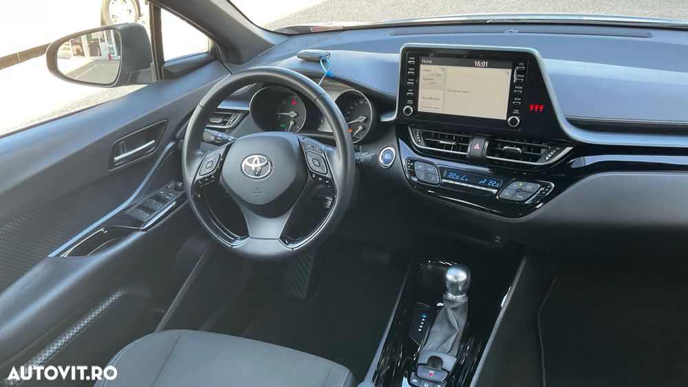 Toyota C-HR 1.8 HSD 4x2 CVT C-ult - 16