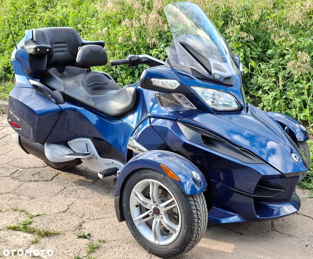 Can-Am Spyder - 3
