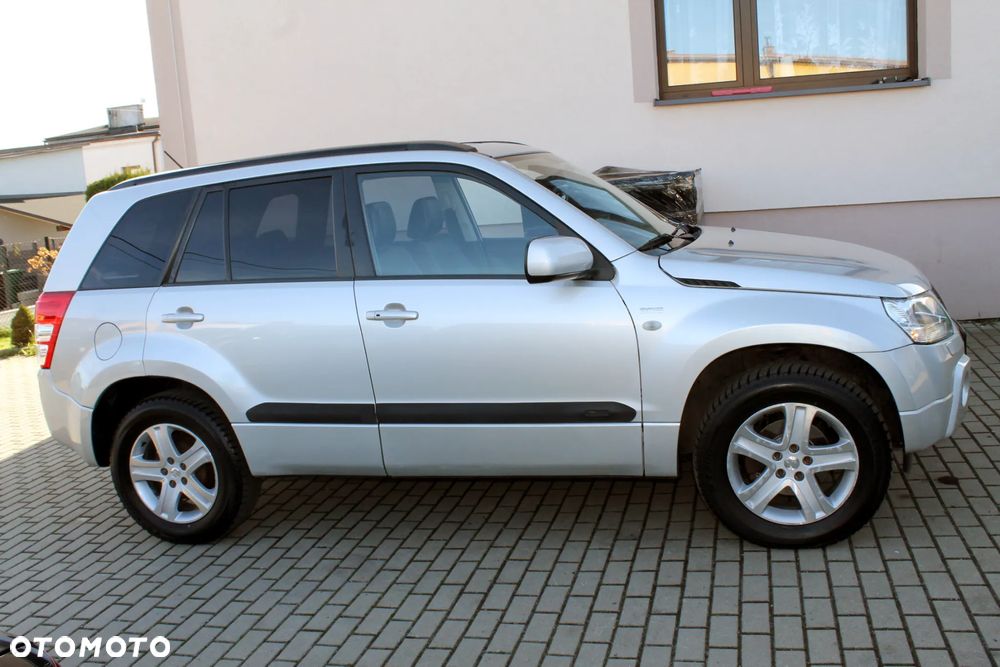Suzuki Grand Vitara 1.9 DDiS Comfort + DPF - 6