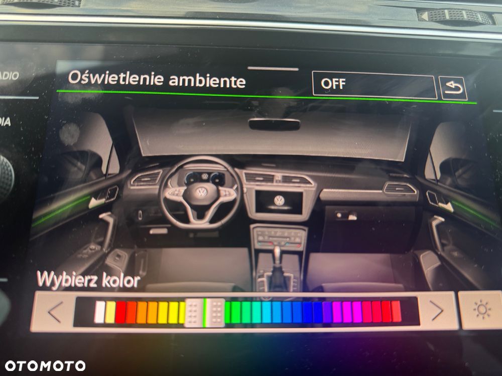 Volkswagen Tiguan 2.0 TDI R-Line DSG - 24