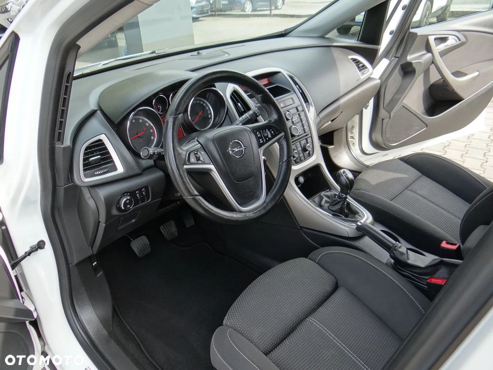 Opel Astra - 25