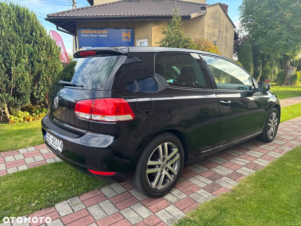 Volkswagen Golf - 2