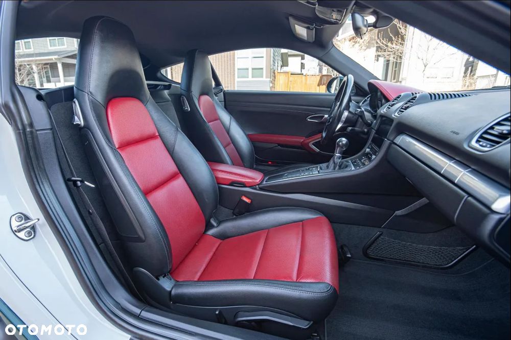 Porsche Cayman