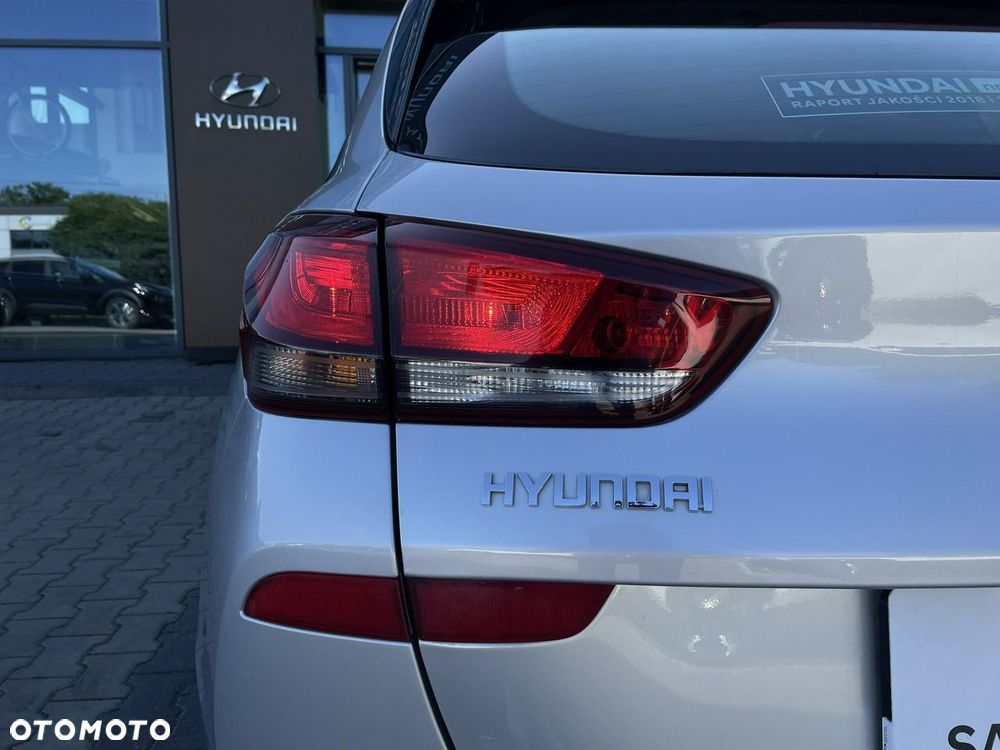 Hyundai i30 1.4 Classic + - 9