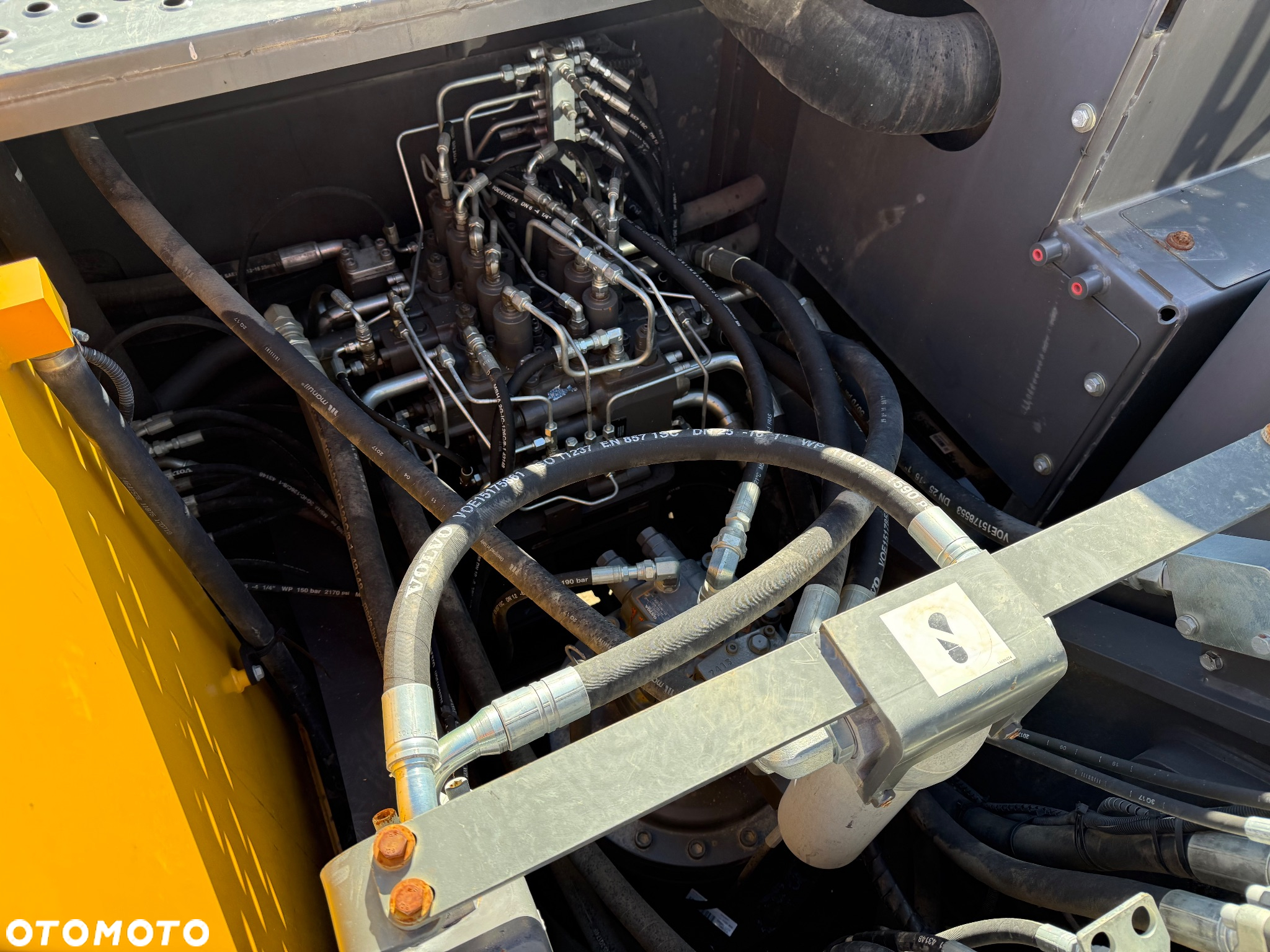 Volvo EC 250 EL - 17