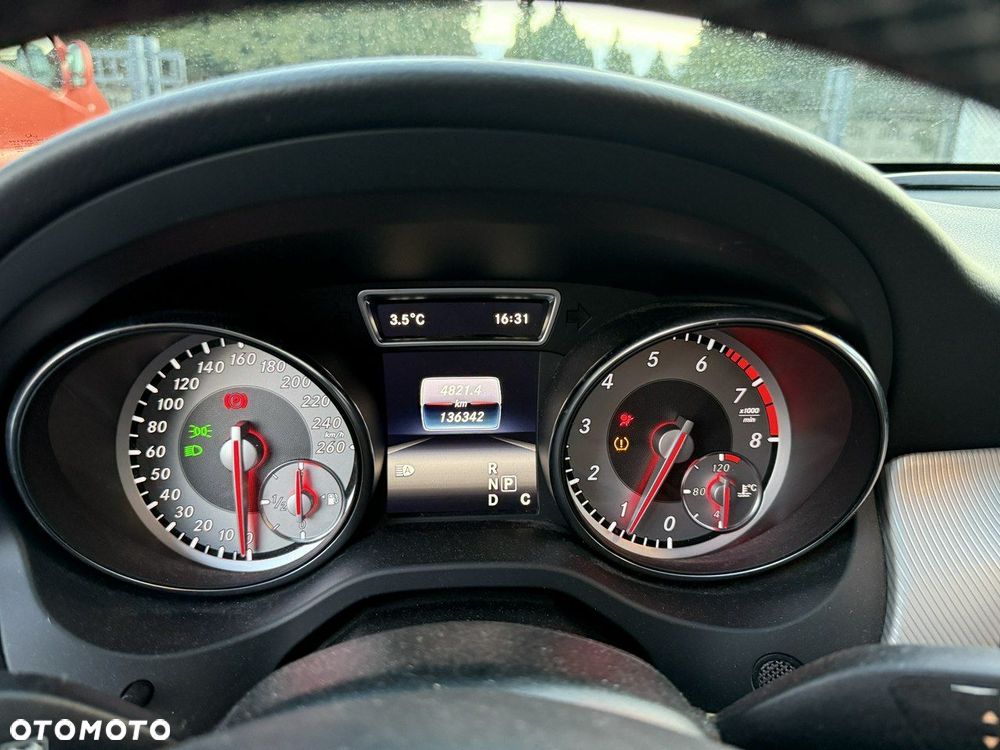 Mercedes-Benz CLA - 11