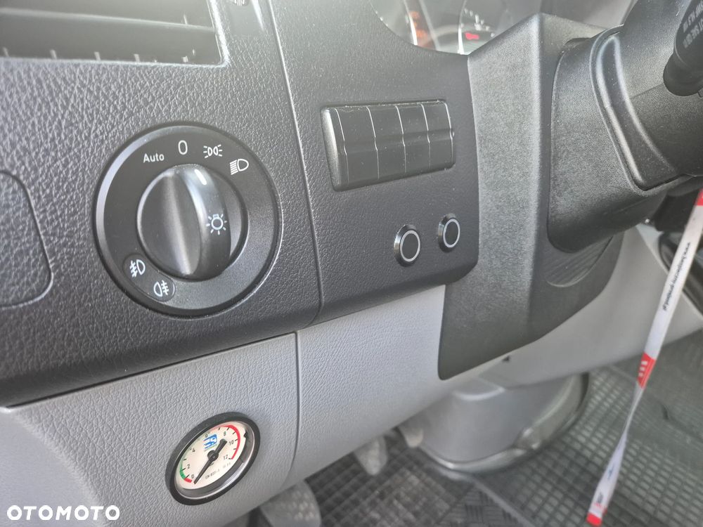 Mercedes-Benz Sprinter - 18