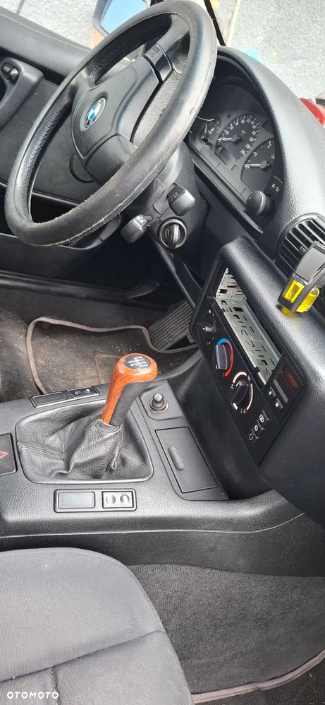 BMW E36 318 Compact na części - 3